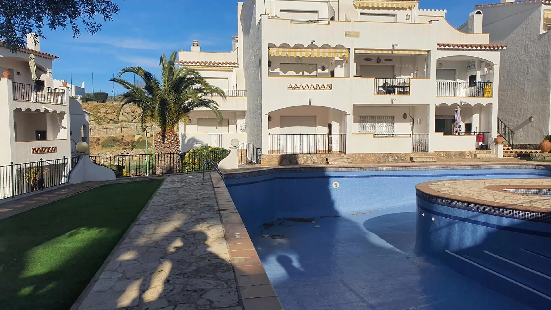 Rosap Apartment Roses Spain